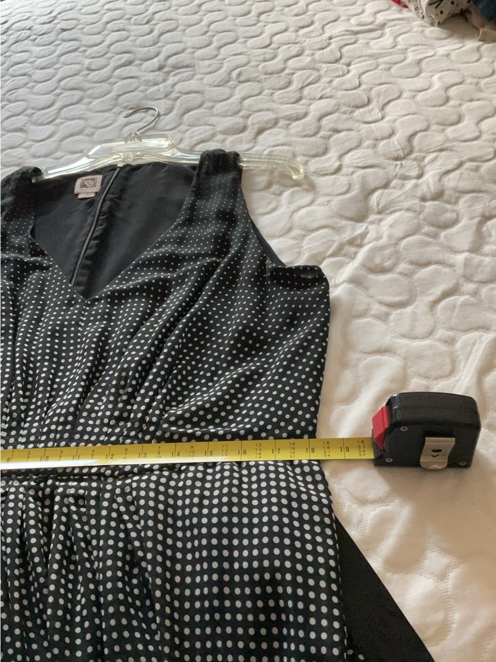 Gorgeous feminine V-neck dotted sleeveless maxi dress Anne Klein